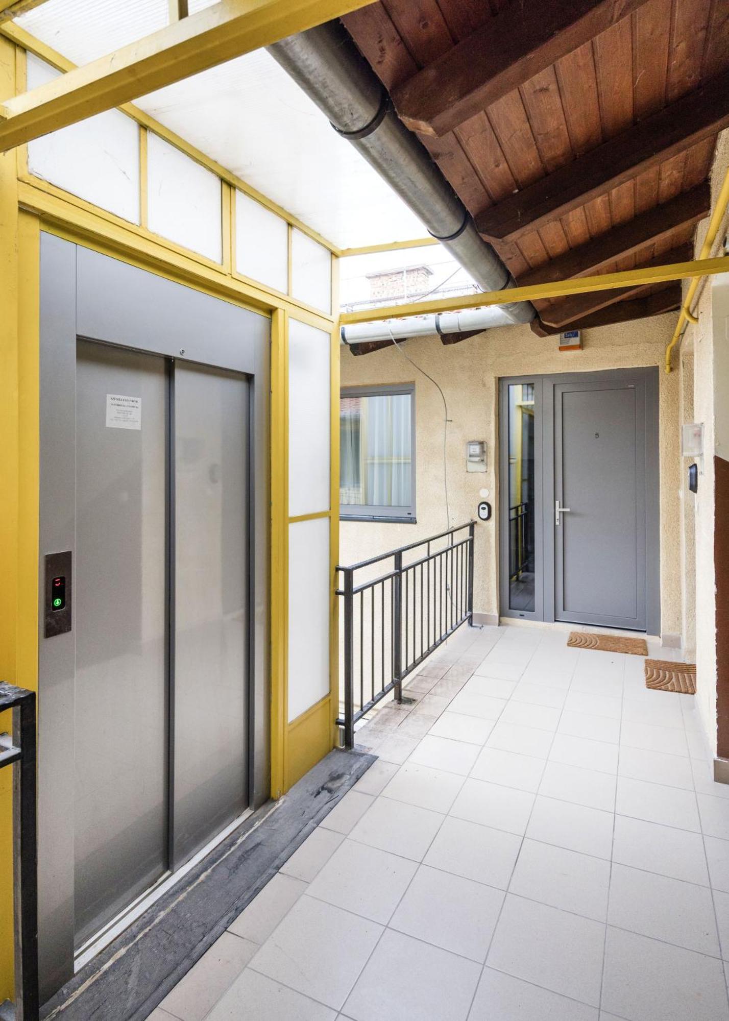 Backstage Loft Apartment Budapest Exterior photo